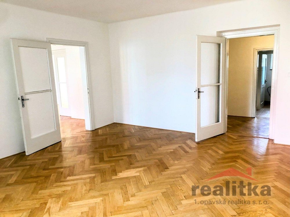 4+1, Dostojevského, Opava, Moravskoslezský kraj