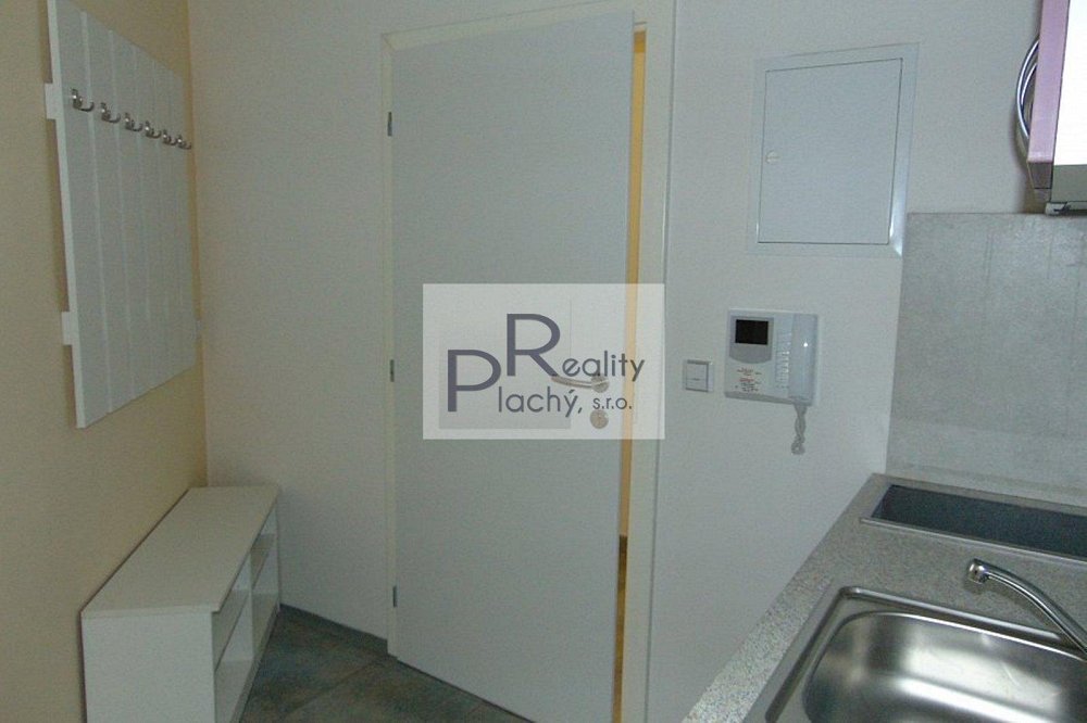1+kk, Dlouhá, Nový Šaldorf-Sedlešovice, Znojmo, Jihomoravský kraj