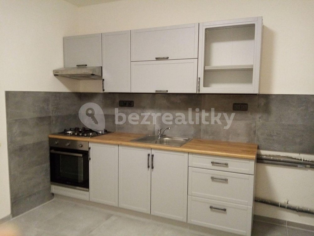 1+1, Jičínská, Ostrava-město, Moravskoslezský kraj