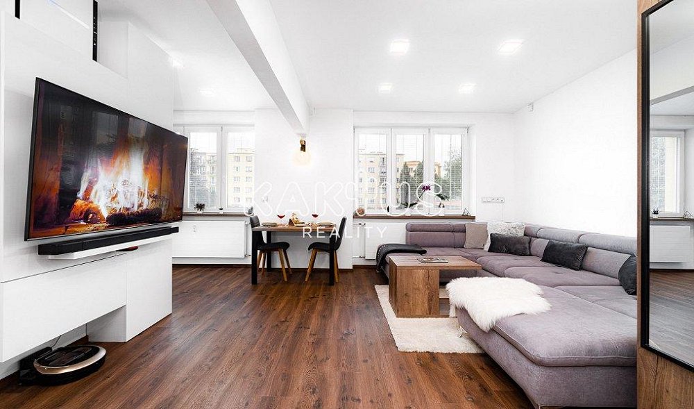 2+kk, Nezvalovo náměstí, Ostrava-město, Moravskoslezský kraj