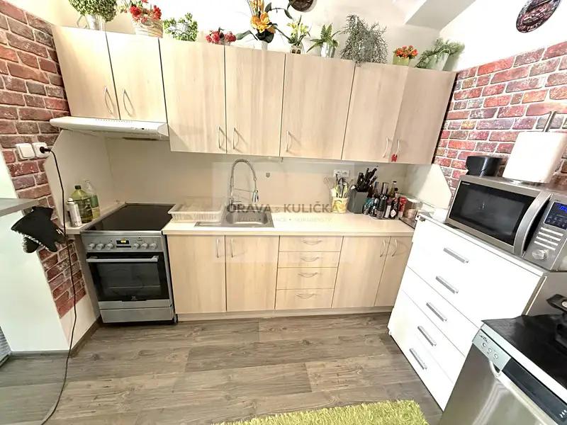 2+1, Masarykovo náměstí, Hranice, Přerov, Olomoucký kraj