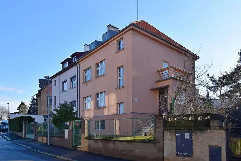 1+kk, Žernovská, Praha 10 - Strašnice