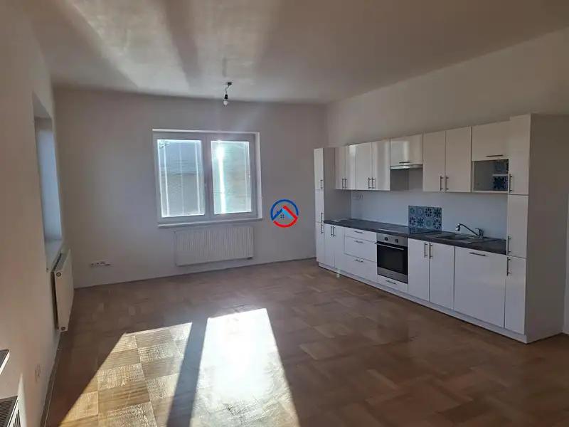 3+kk, Hněvotínská, Olomouc, Olomoucký kraj