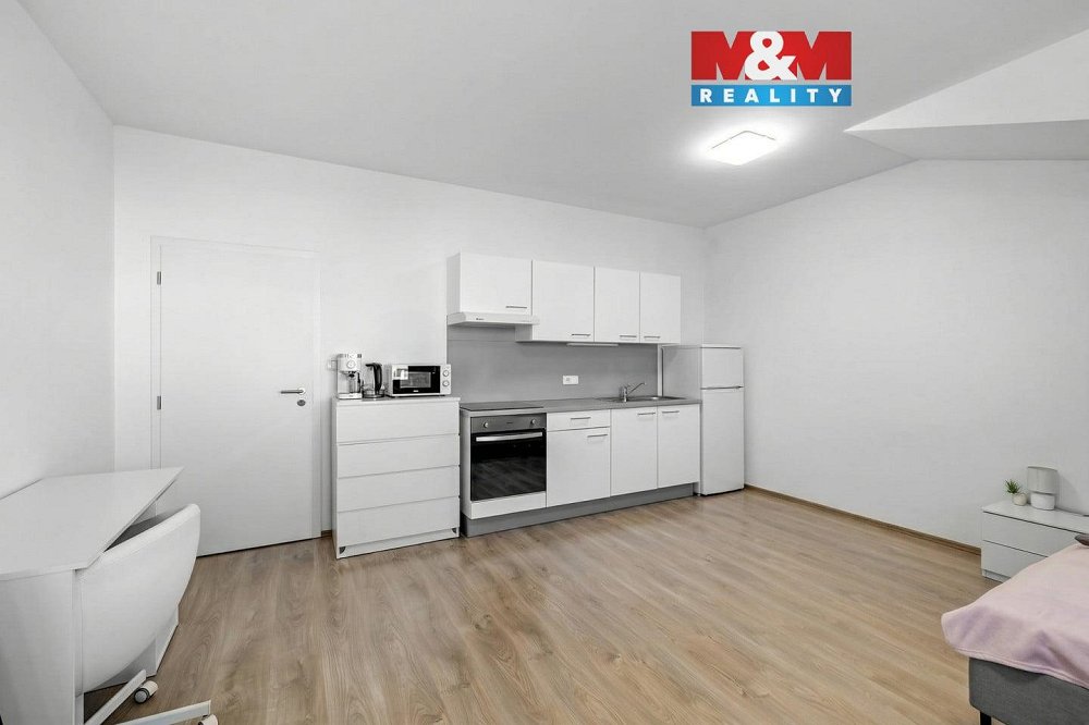 1+kk, Nebušická, Horoměřice, Praha-západ, Středočeský kraj