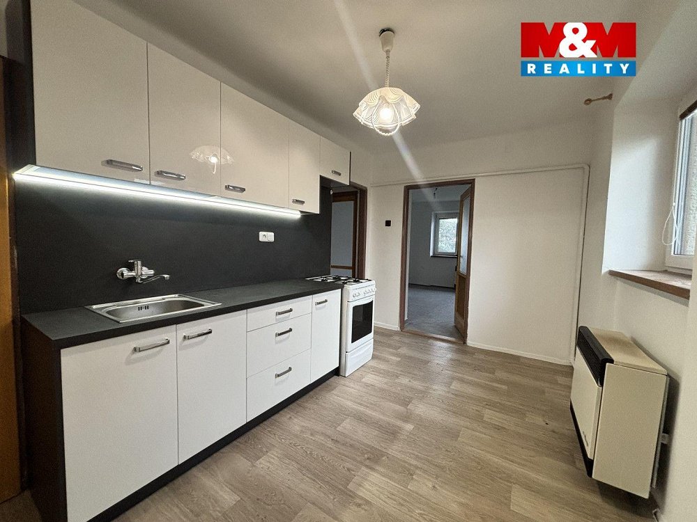 2+1, Stromořadí, Dobřany, Plzeň-jih, Plzeňský kraj
