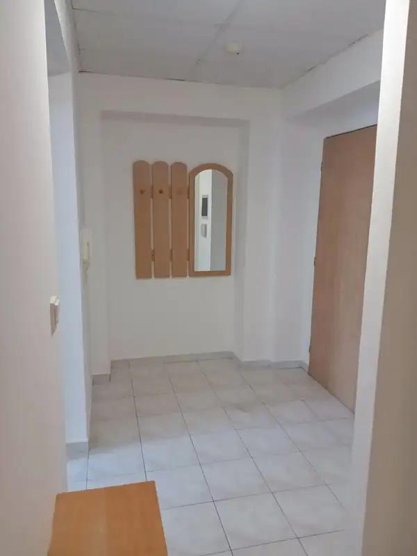 2+kk, Moravská, Karlovy Vary, Karlovarský kraj