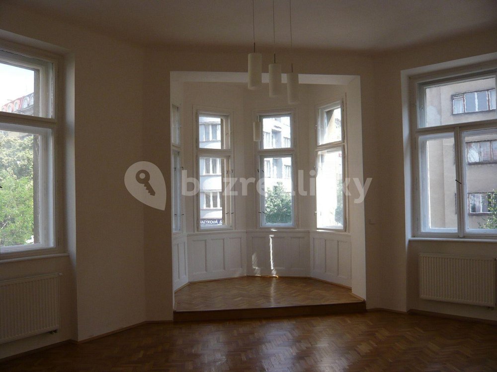 2+1, Lucemburská, Praha 3 - Žižkov
