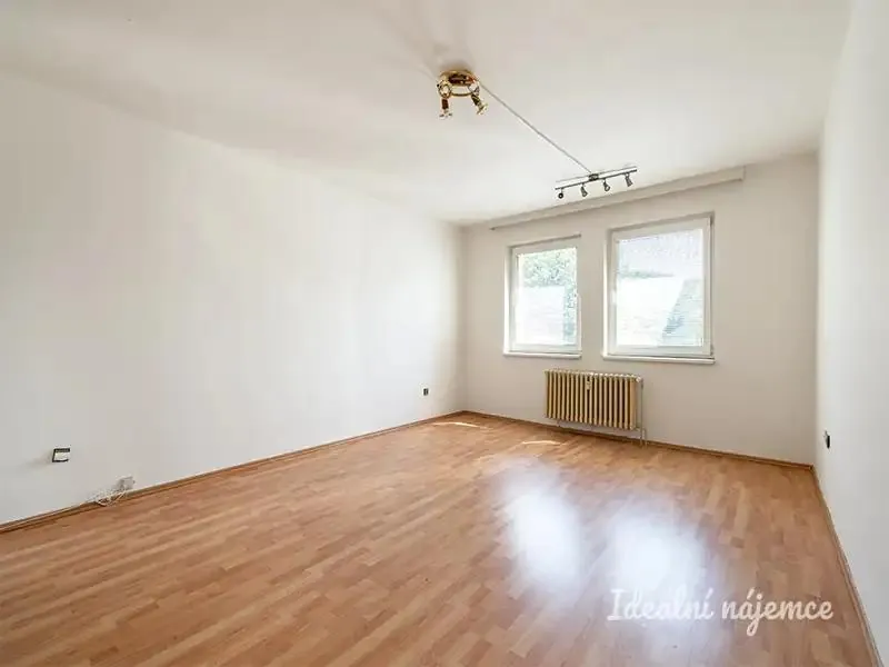 1+kk, Spojařů, Praha 5 - Zbraslav