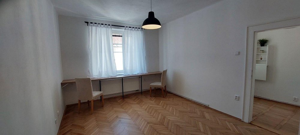 1+kk, Pod Labuťkou, Praha 8 - Libeň