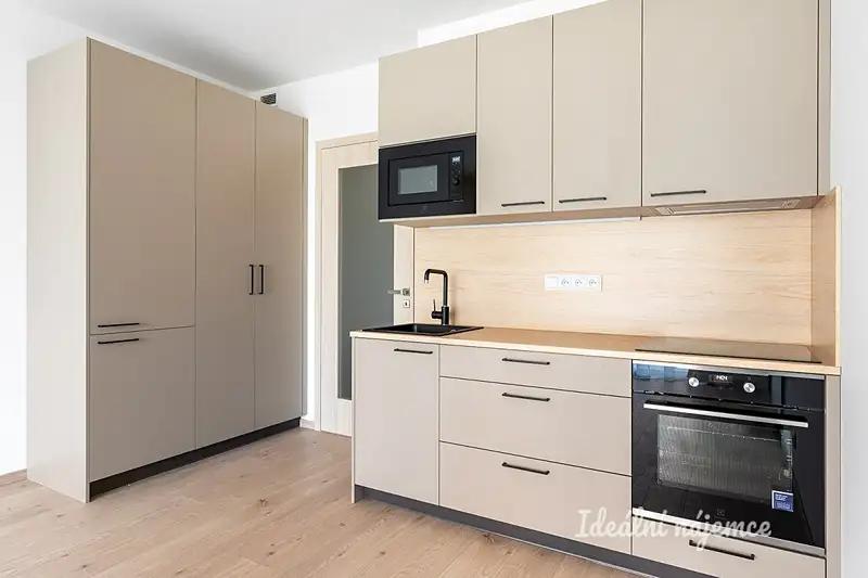 1+kk, Domalípova, Praha 9 - Hloubětín