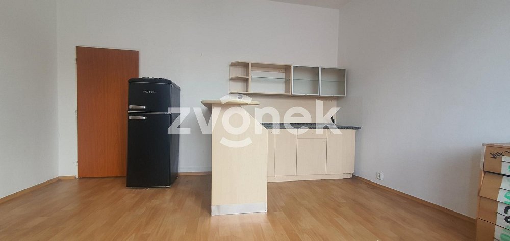 1+kk, Dlouhá, Zlín, Zlínský kraj