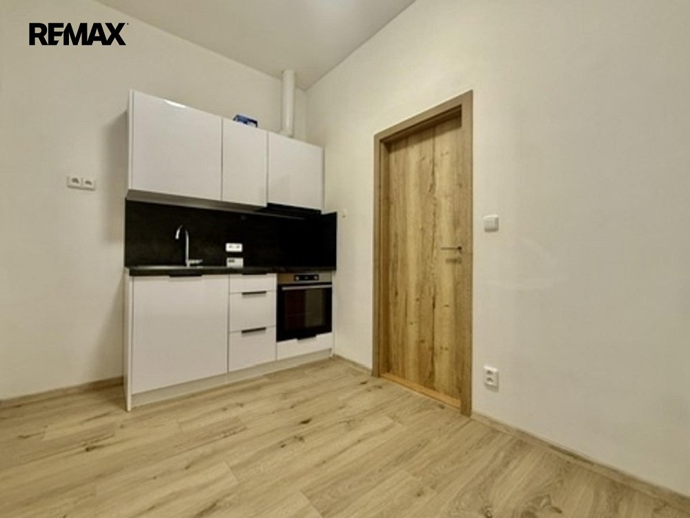 2+1, Klatovská třída, Plzeň-město, Plzeňský kraj