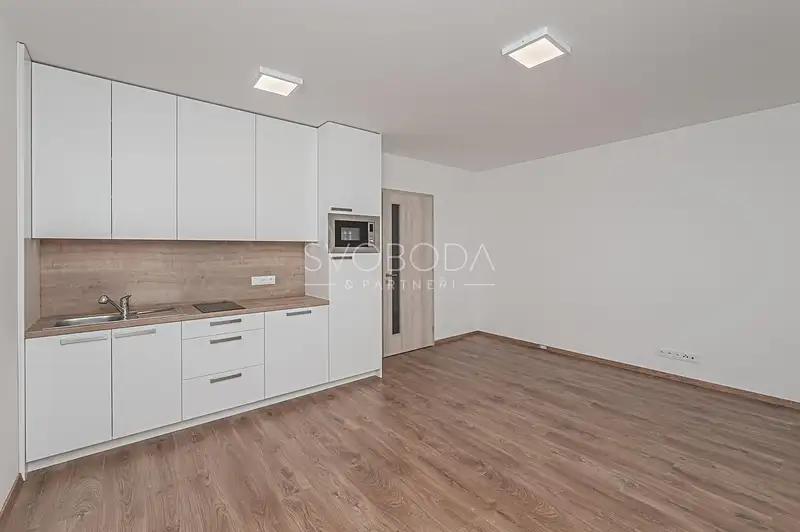 1+kk, Pražská třída, Hradec Králové, Královéhradecký kraj