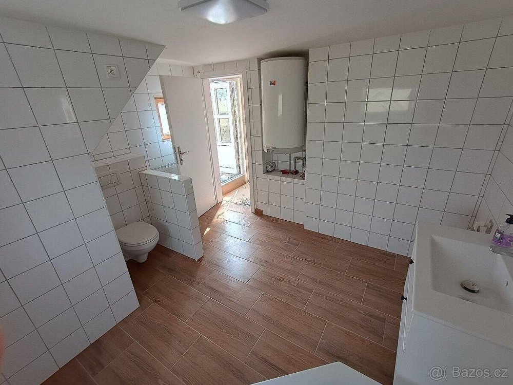 4+kk, Senohraby, Praha-východ, Středočeský kraj