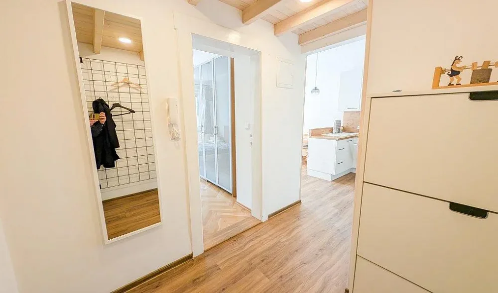 2+kk, náměstí Dr. Václava Holého, Praha 8 - Libeň