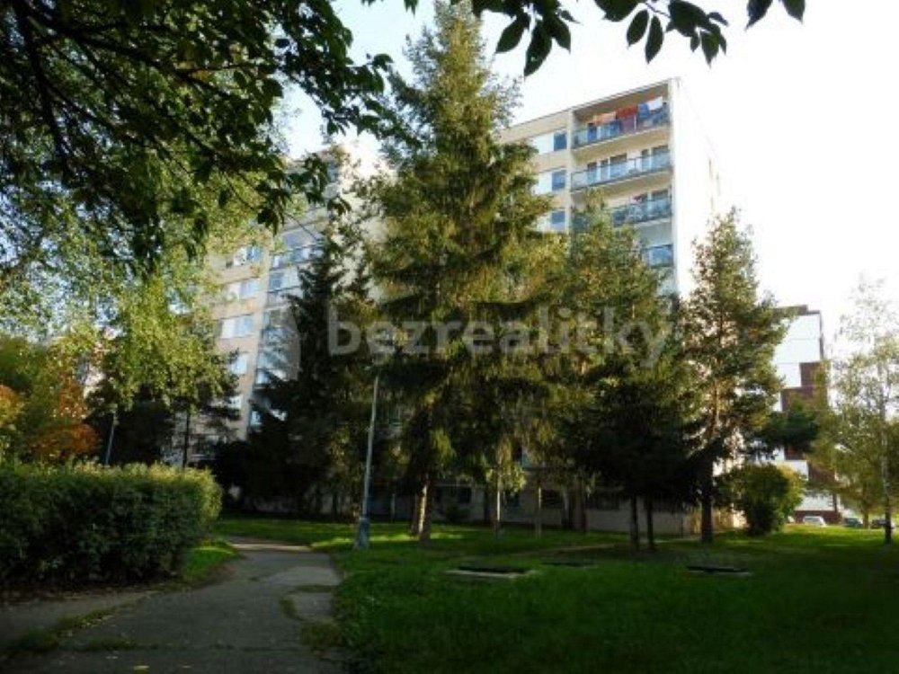 3+1, Lešenská, Praha 8 - Troja