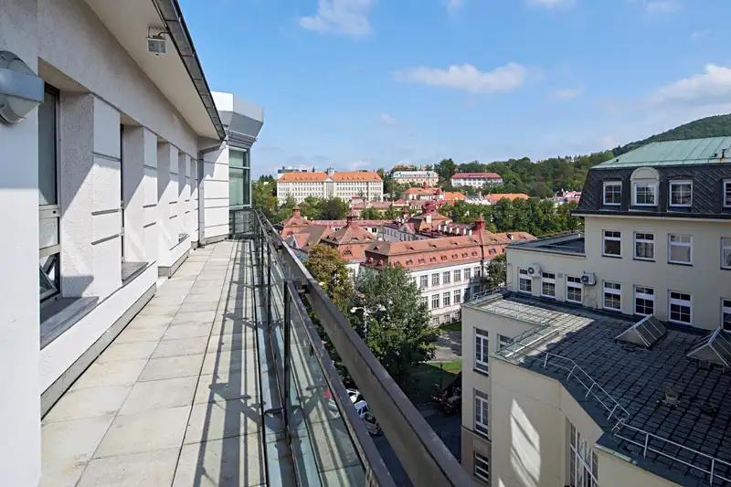 6 a více, T. G. Masaryka, Karlovy Vary, Karlovarský kraj