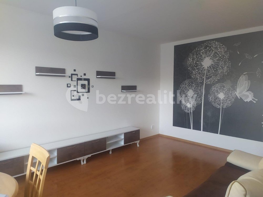 2+1, Milovice, Nymburk, Středočeský kraj