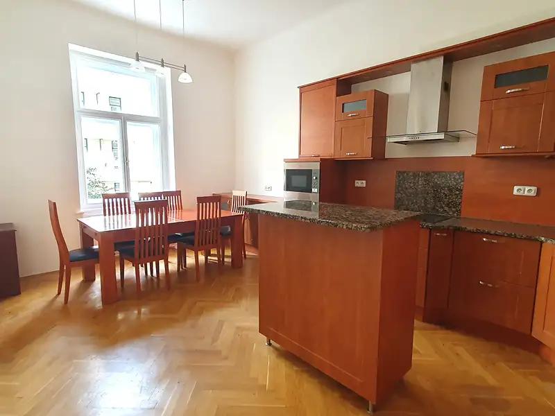 3+1, Italská, Praha 2 - Vinohrady