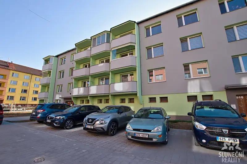 1+1, Mánesova II, Bojkovice, Uherské Hradiště, Zlínský kraj