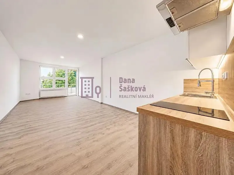 2+kk, Nádražní, Jindřichův Hradec, Jihočeský kraj