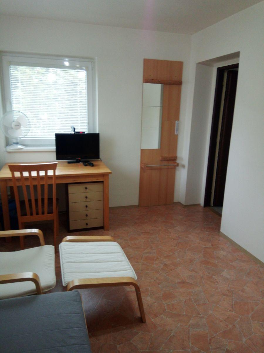 1+kk, Horova, Roztoky, Praha-západ, Středočeský kraj