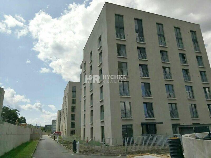 2+kk, Novovysočanská, Praha 3 - Žižkov