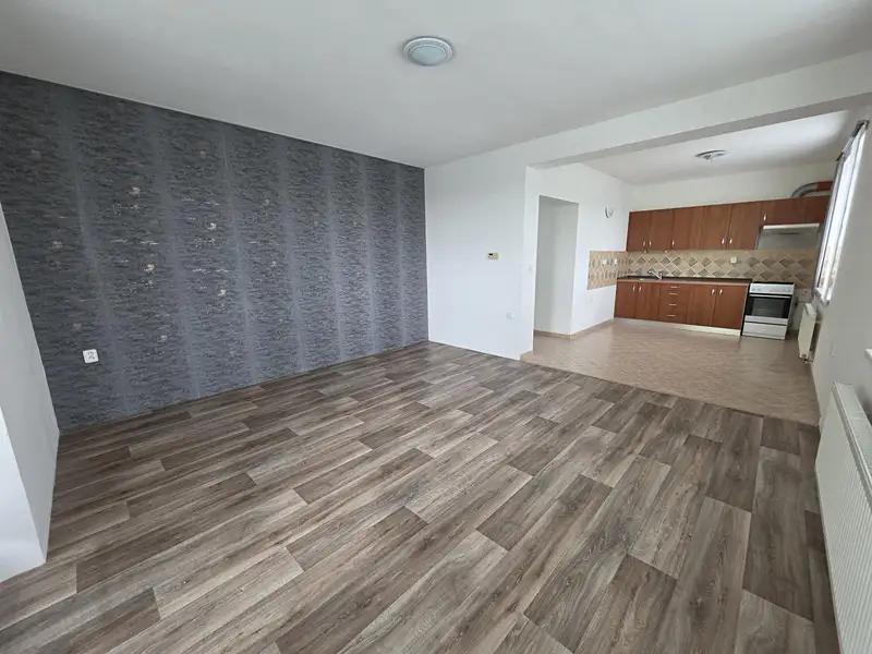 2+kk, Hloužkova, Moravské Budějovice, Třebíč, Kraj Vysočina