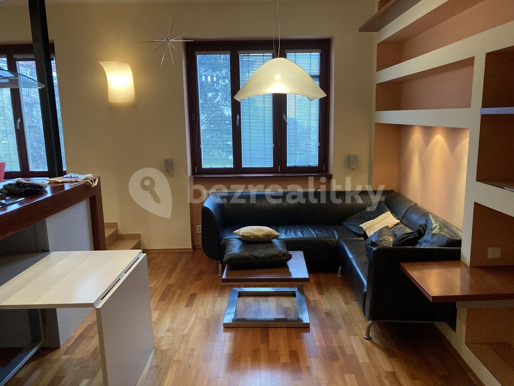 2+kk, náměstí Jiřího z Lobkovic, Praha 3 - Vinohrady