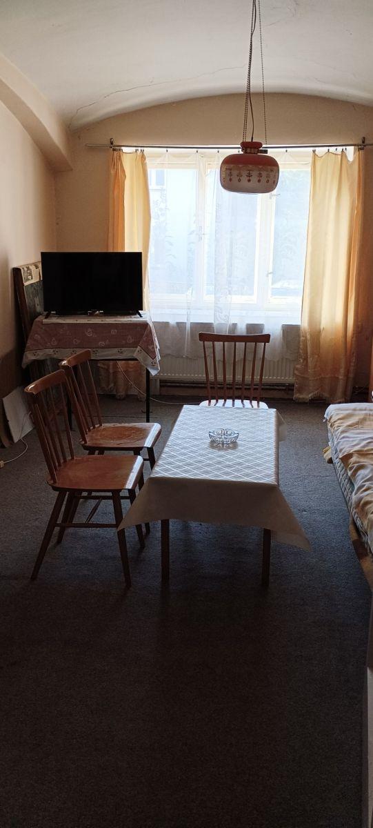 2+1, Mezouň, Beroun, Středočeský kraj
