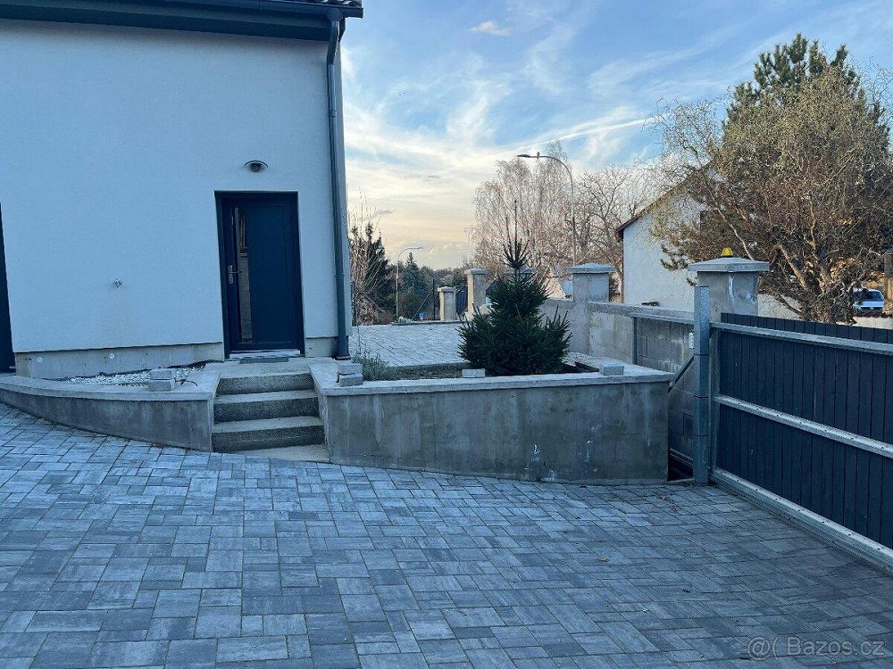 3+kk, Košumberk, Dobřejovice, Praha-východ, Středočeský kraj