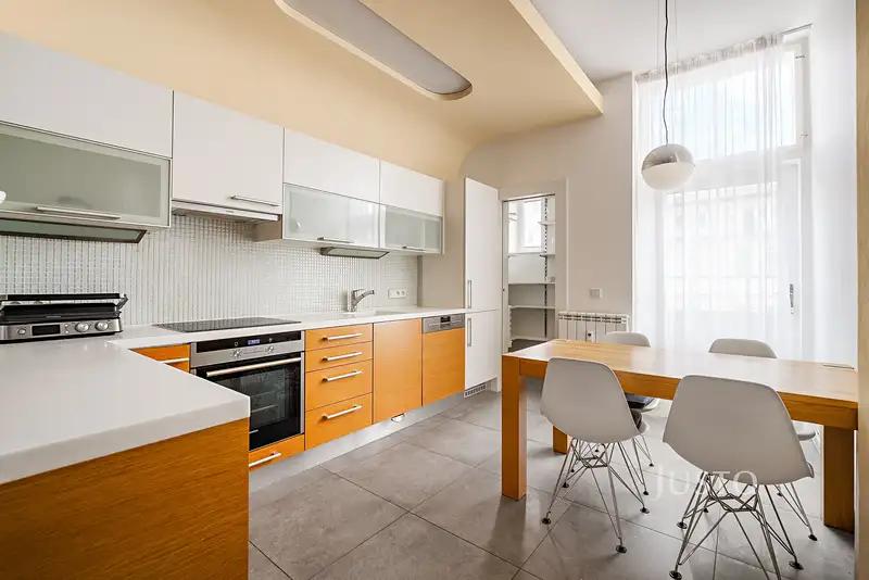 3+1, Jakubské náměstí, Brno-město, Jihomoravský kraj
