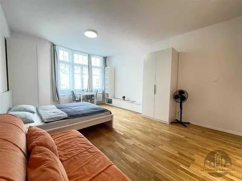 1+kk, Ječná, Praha 2 - Nové Město