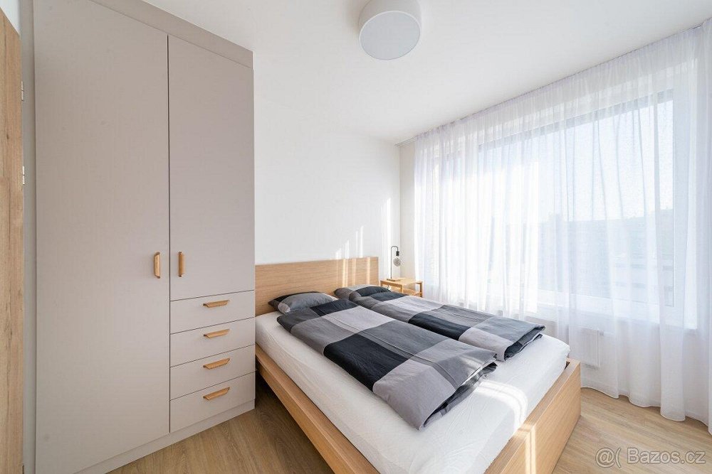 3+1, Hlavní město Praha