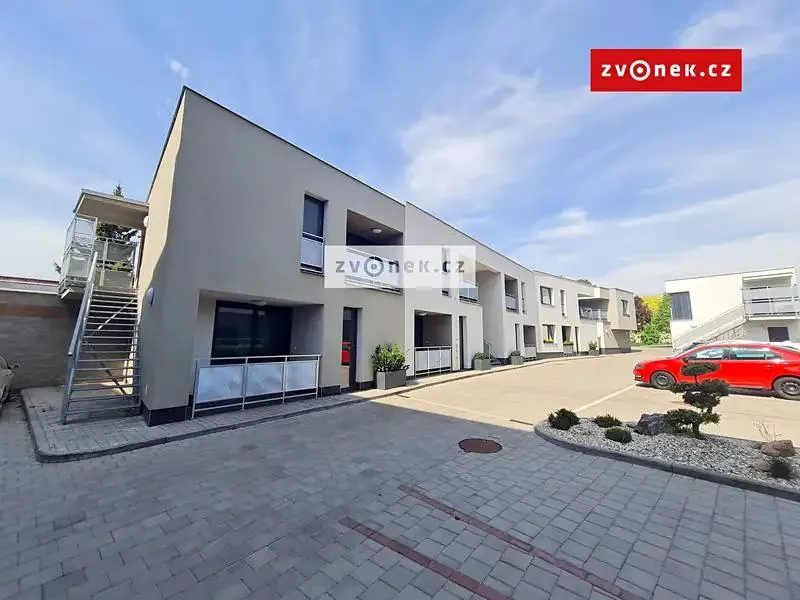 2+kk, Komenského, Otrokovice, Zlín, Zlínský kraj