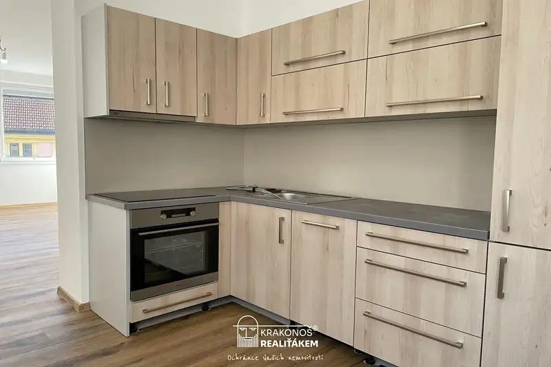 2+kk, Pernštejnské náměstí, Hranice, Přerov, Olomoucký kraj