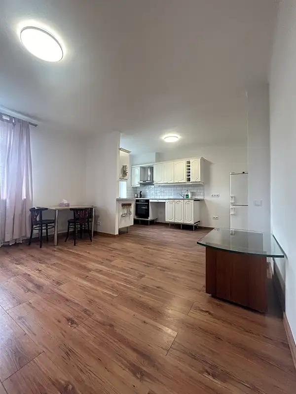 2+kk, Volyňská, Praha 10 - Vršovice