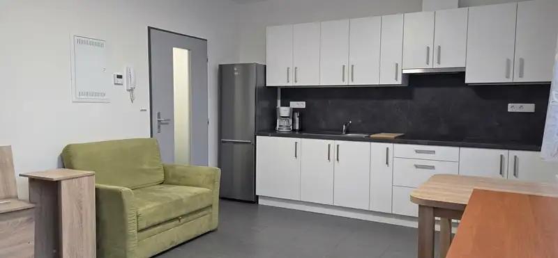 1+kk, náměstí Svobody, Šternberk, Olomouc, Olomoucký kraj