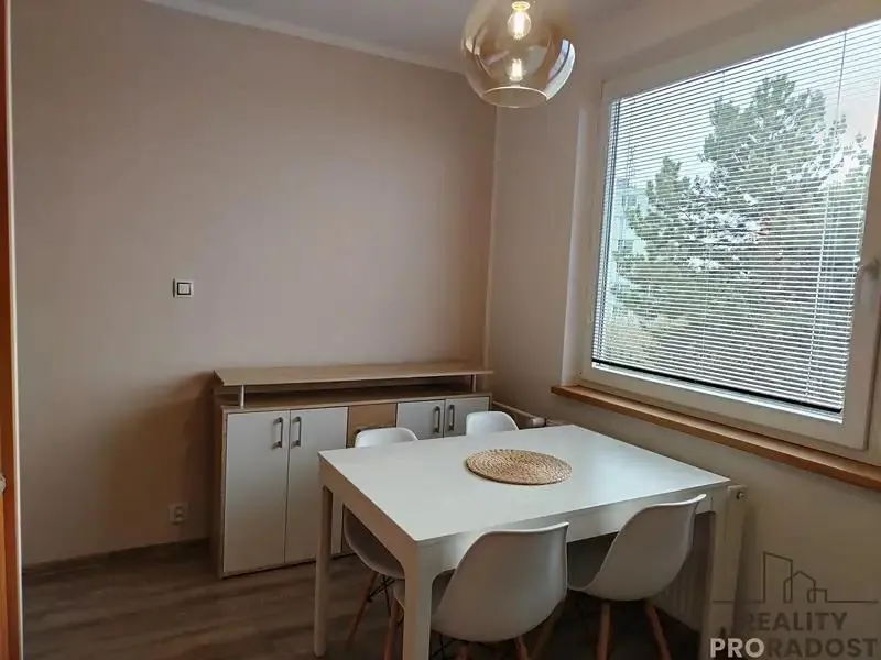 1+1, Dukelských bojovníků, Znojmo, Jihomoravský kraj