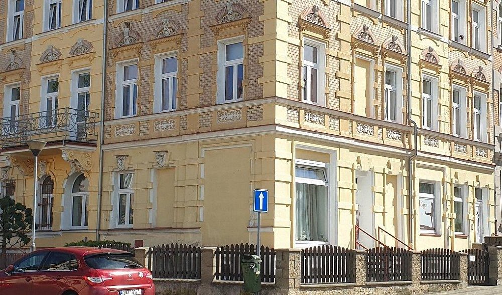 2+1, Josefa Suka, Teplice, Ústecký kraj