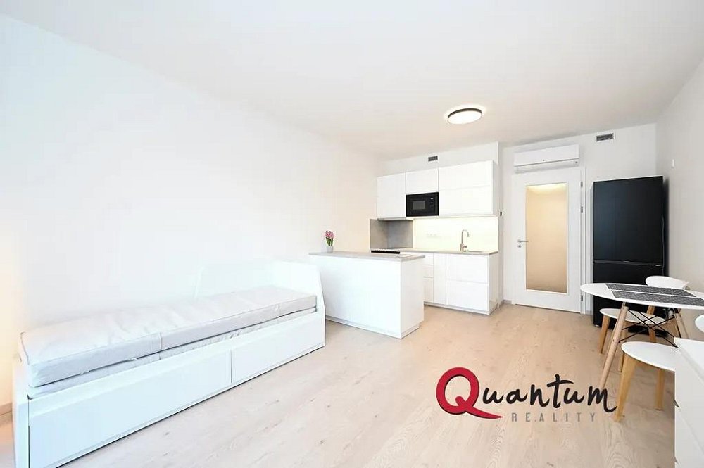 1+kk, Poděbradská, Praha 9 - Hloubětín