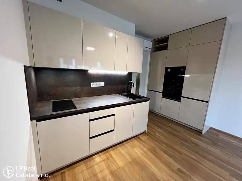 1+kk, Poděbradská, Praha 9 - Hloubětín