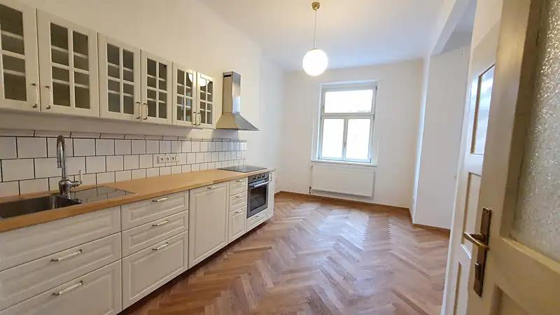 3+1, Slezská, Praha 2 - Vinohrady