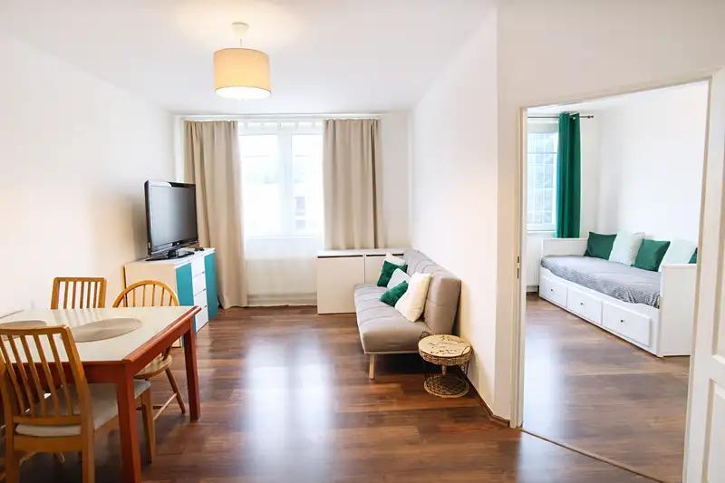 2+kk, Hnězdenská, Praha 8 - Troja