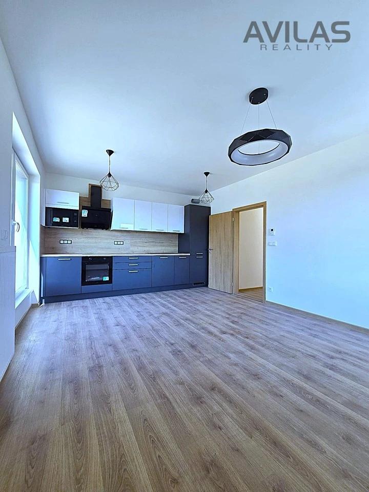 3+kk, 102. pluku, Benešov, Středočeský kraj