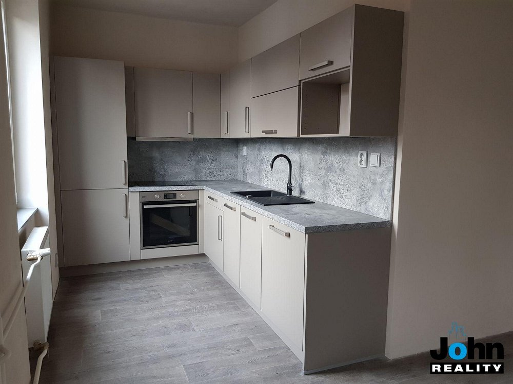 2+kk, Slovenského národního povstání, Most, Ústecký kraj