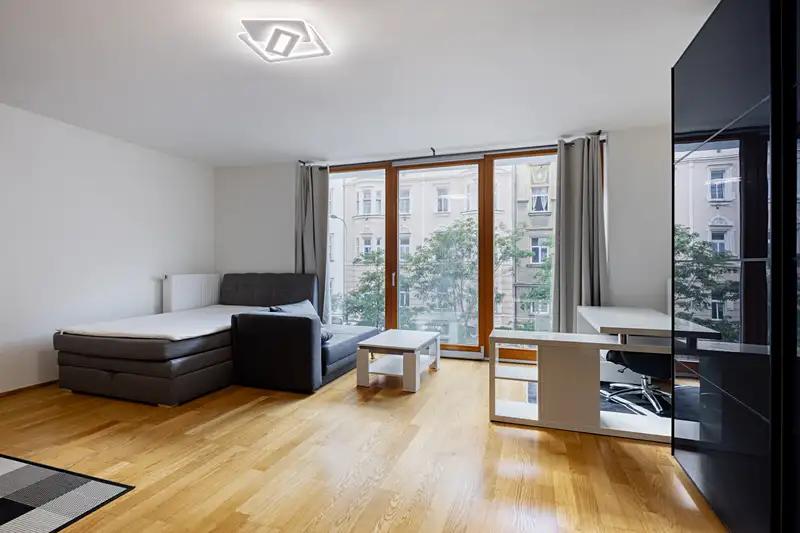 1+kk, Komunardů, Praha 7 - Holešovice