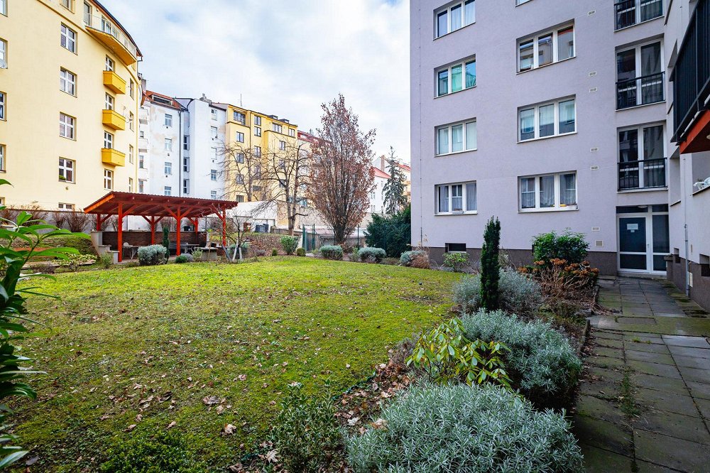 3+1, Na Topolce, Praha 4 - Podolí