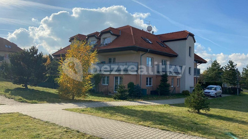 2+kk, Na Návsi, Holubice, Praha-západ, Středočeský kraj