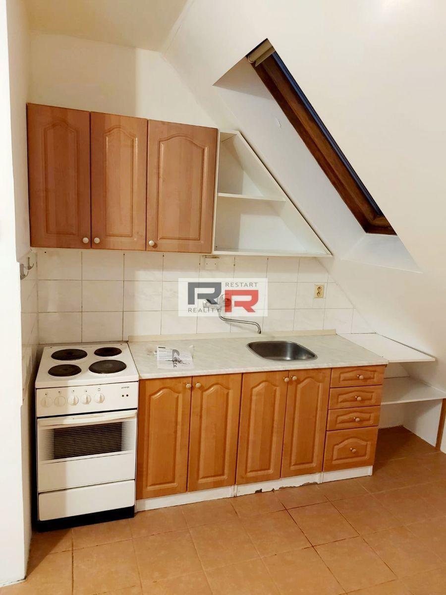 1+kk, Resslova, Olomouc, Olomoucký kraj